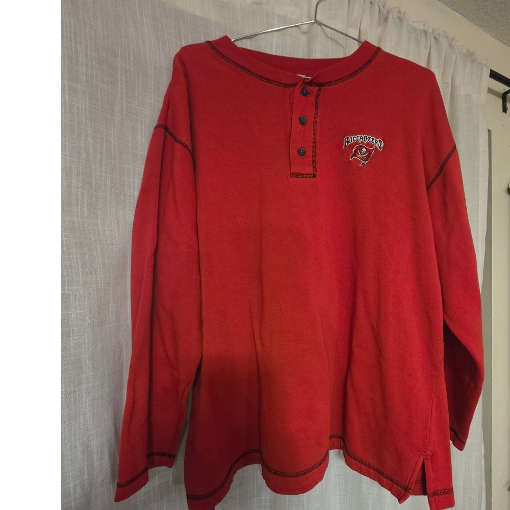 NFL‎ Tampa Bay Buccaneers Red Sweatshirt Size Large